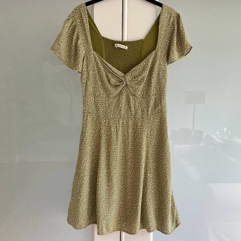 Abercrombie & Fitch - Flutter Sleeve Mini Dress - Green Dot - Small